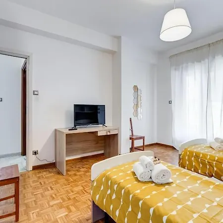 Ln Maison *
